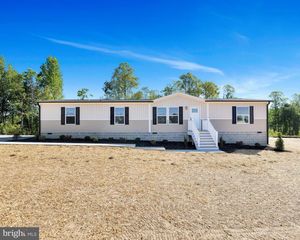 241 MOOREFIELD RD, Mineral, VA 23117