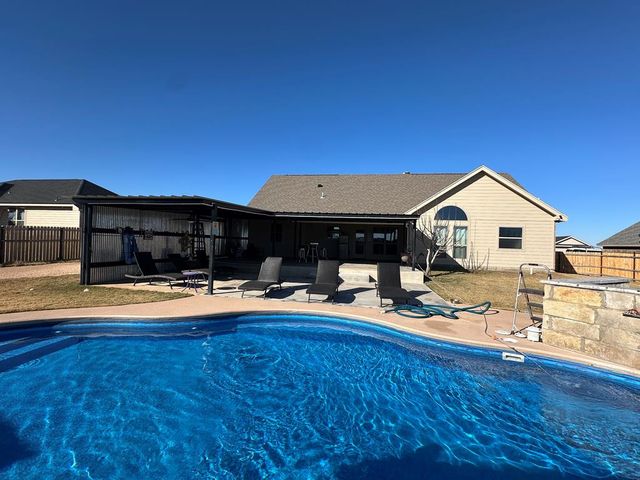 8403 Lynx Lane, San Angelo, TX 76901