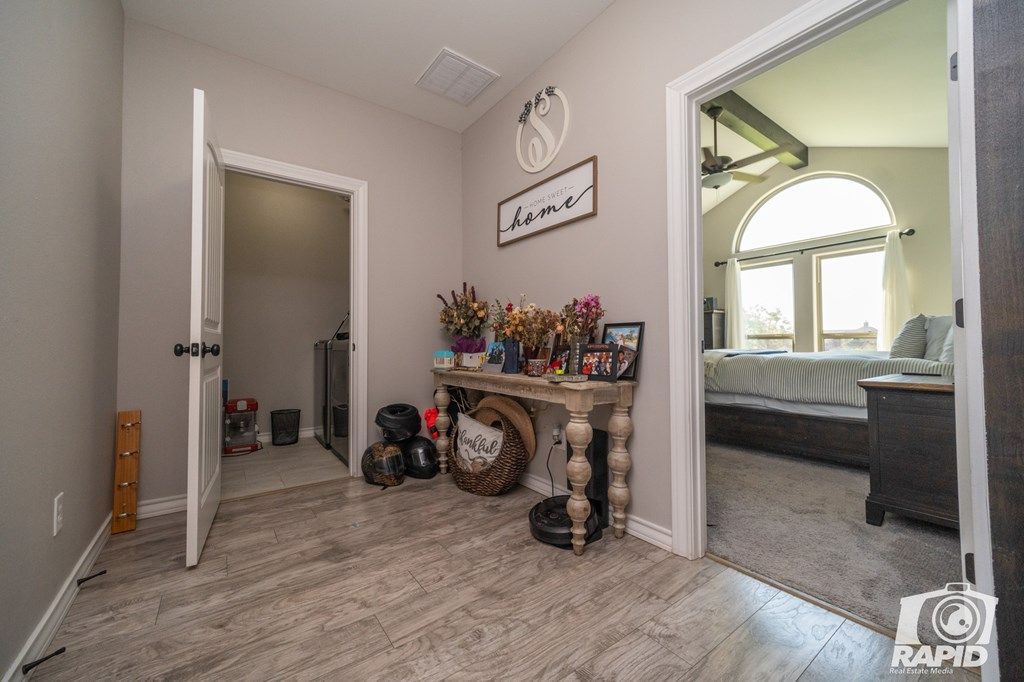 Image 23 of property listing at 8403 Lynx Lane, San Angelo, TX 76901