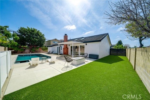 10413 Egret Avenue, Fountain Valley, CA 92708