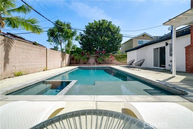 10413 Egret Avenue, Fountain Valley, CA 92708