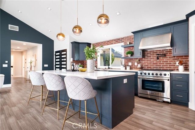 10413 Egret Avenue, Fountain Valley, CA 92708