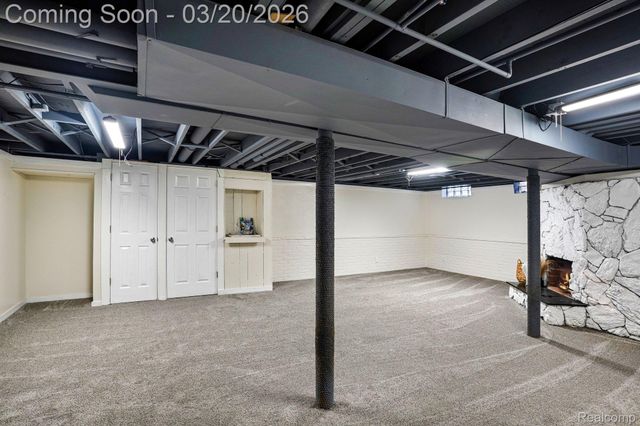 29680 Shackett Avenue, Madison Heights, MI 48071