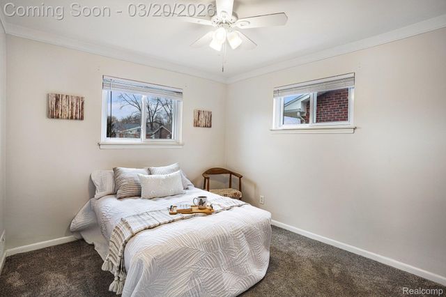 29680 Shackett Avenue, Madison Heights, MI 48071