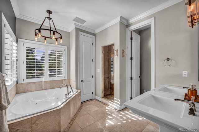 2527 Tremont Place, Denver, CO 80205