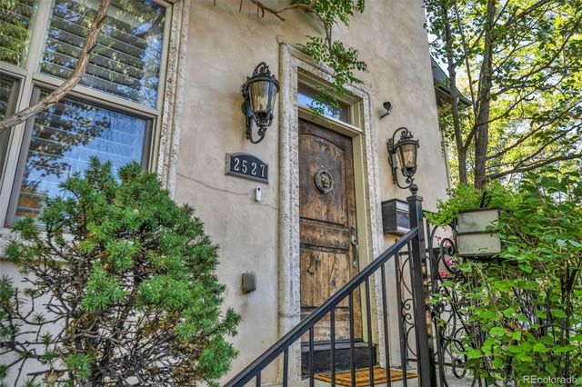 2527 Tremont Place, Denver, CO 80205