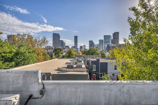 2527 Tremont Place, Denver, CO 80205