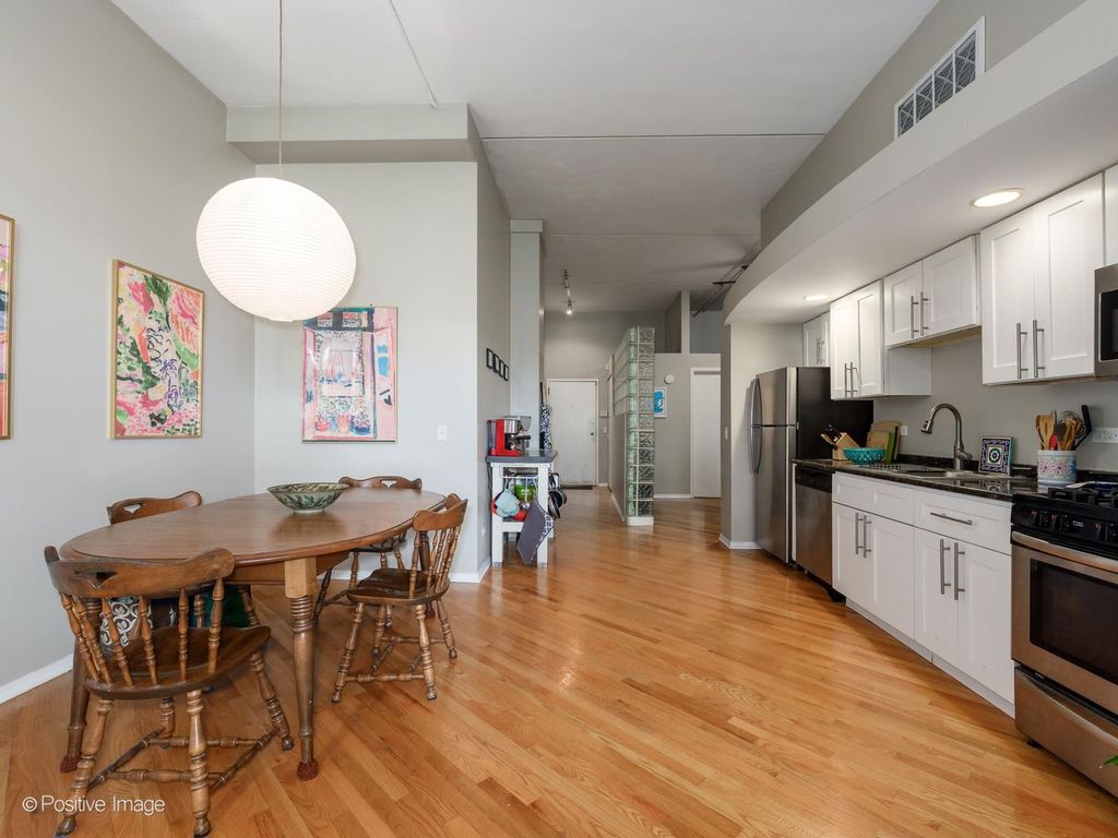 2012 W Saint Paul Avenue 207, Chicago, IL 60647 — photo 4