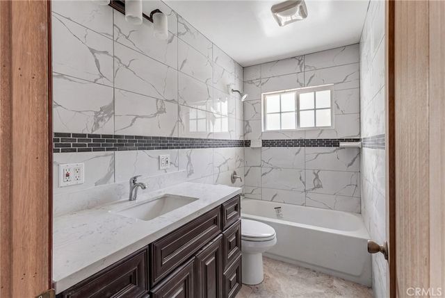 307 W Gladstone, San Dimas, CA 91773