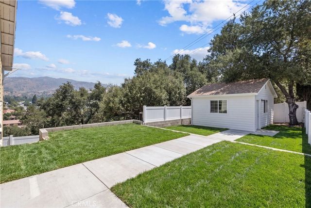 307 W Gladstone, San Dimas, CA 91773