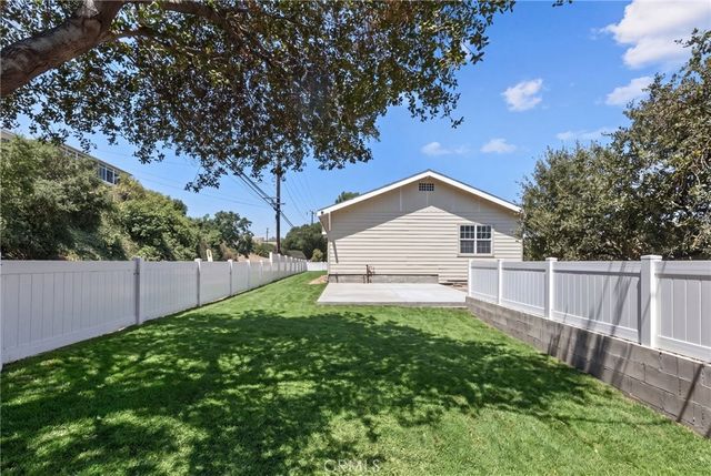 307 W Gladstone, San Dimas, CA 91773