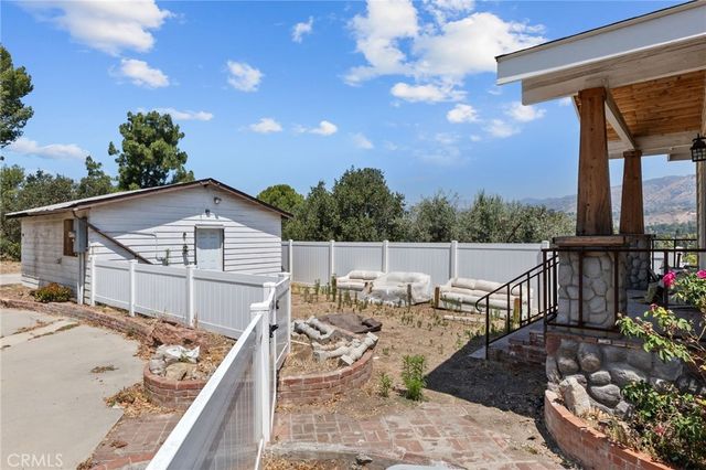 307 W Gladstone, San Dimas, CA 91773