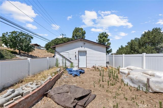 307 W Gladstone, San Dimas, CA 91773