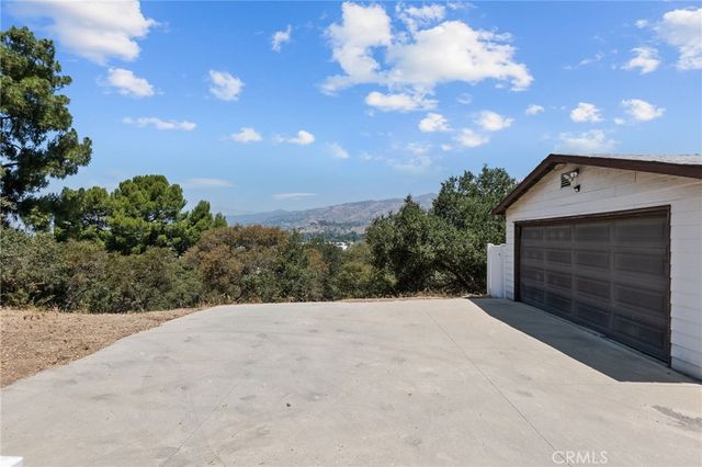 307 W Gladstone, San Dimas, CA 91773