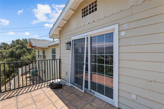 307 W Gladstone, San Dimas, CA 91773