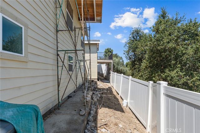 307 W Gladstone, San Dimas, CA 91773