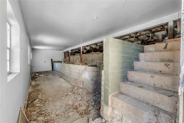 307 W Gladstone, San Dimas, CA 91773