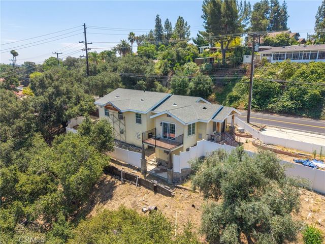 307 W Gladstone, San Dimas, CA 91773