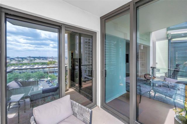 1 BEACH DRIVE SE 1207, St Petersburg, FL 33701