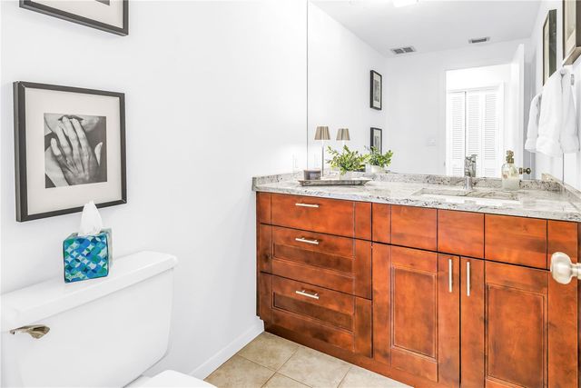 1 BEACH DRIVE SE 1207, St Petersburg, FL 33701