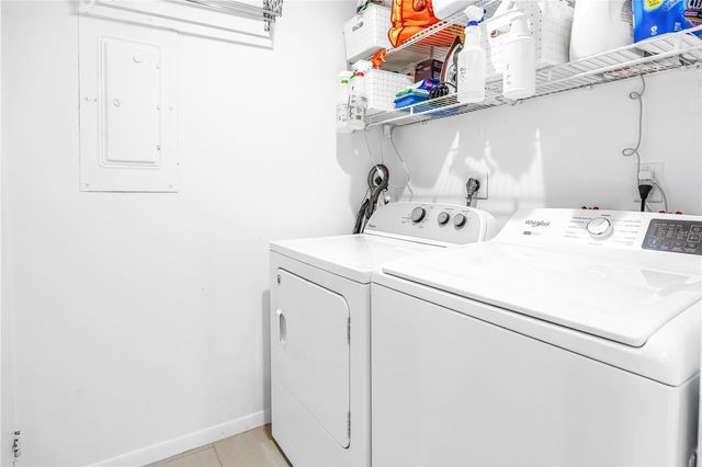1 BEACH DRIVE SE 1207, St Petersburg, FL 33701