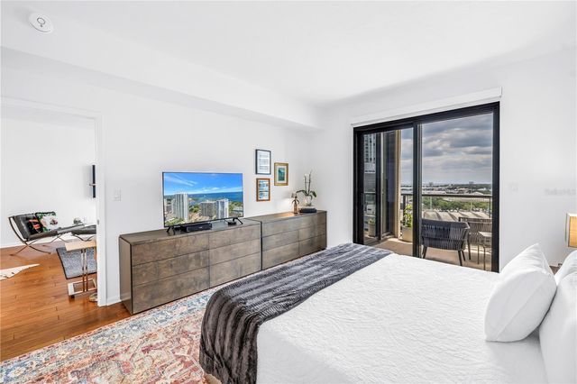 1 BEACH DRIVE SE 1207, St Petersburg, FL 33701