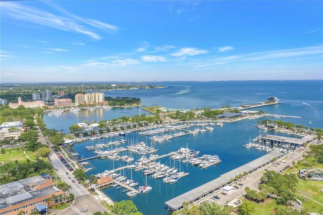 1 BEACH DRIVE SE 1207, St Petersburg, FL 33701