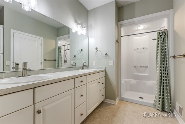 1749 N Trillium Circle, Zeeland, MI 49464