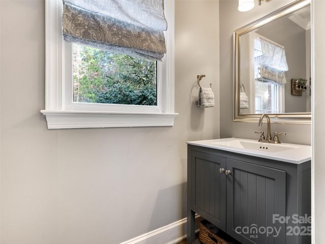 7016 Horseman Cove, Matthews, NC 28104