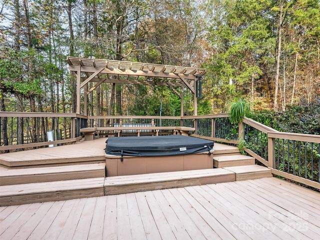 7016 Horseman Cove, Matthews, NC 28104