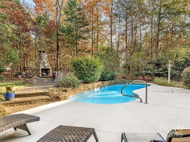 7016 Horseman Cove, Matthews, NC 28104