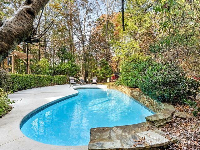 7016 Horseman Cove, Matthews, NC 28104