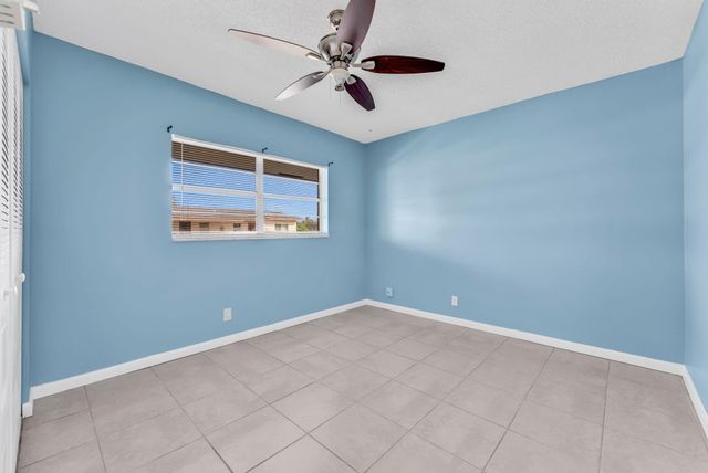 601 NW 78th Ter 203, Margate, FL 33063