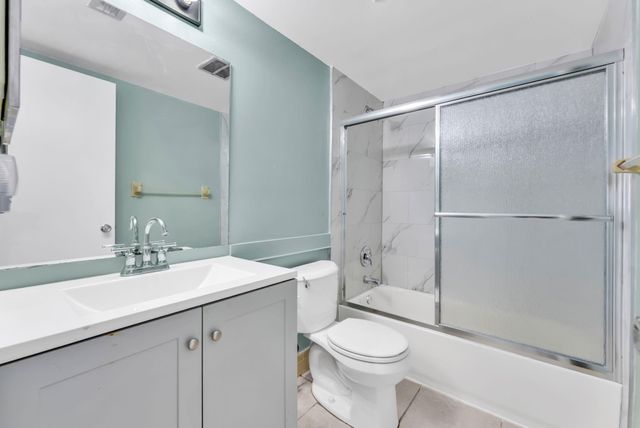 601 NW 78th Ter 203, Margate, FL 33063