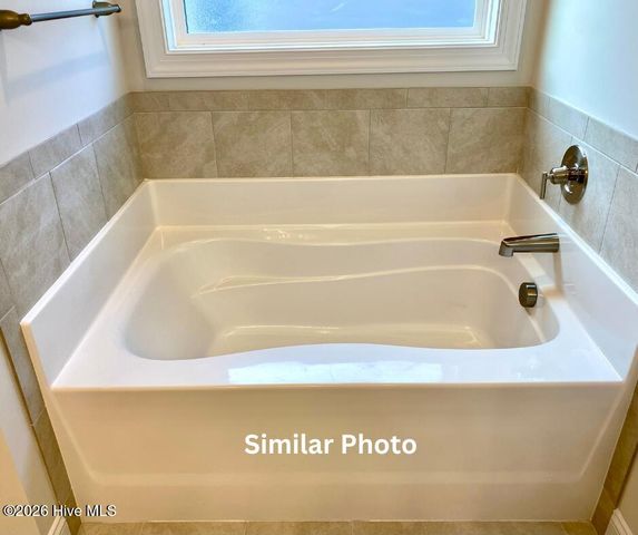 739 Regiment Road, Jacksonville, NC 28546