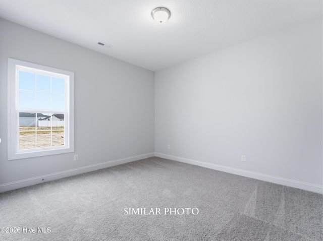 739 Regiment Road, Jacksonville, NC 28546