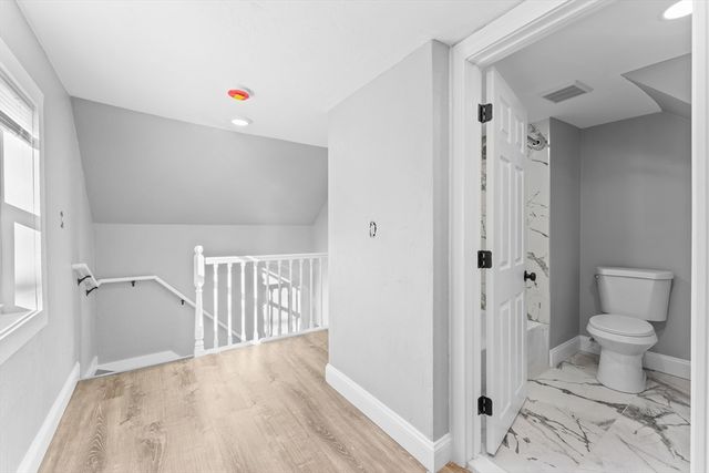 29 Hunt St, Brockton, MA 02302