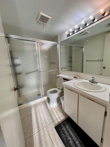 1111 Green Pine Boulevard G3, West Palm Beach, FL 33409