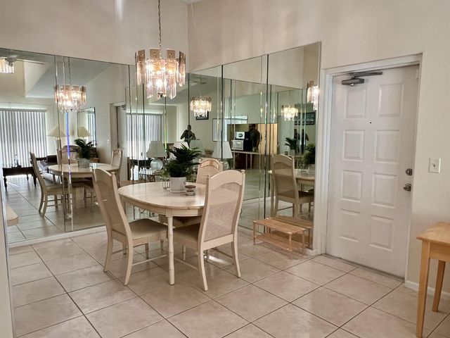 1111 Green Pine Boulevard G3, West Palm Beach, FL 33409