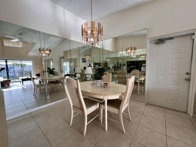 1111 Green Pine Boulevard G3, West Palm Beach, FL 33409