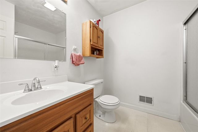 1050 Lynn Portal Road, Canton Twp, PA 15301