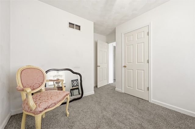 1050 Lynn Portal Road, Canton Twp, PA 15301