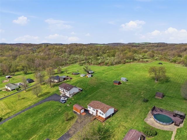 1050 Lynn Portal Road, Canton Twp, PA 15301