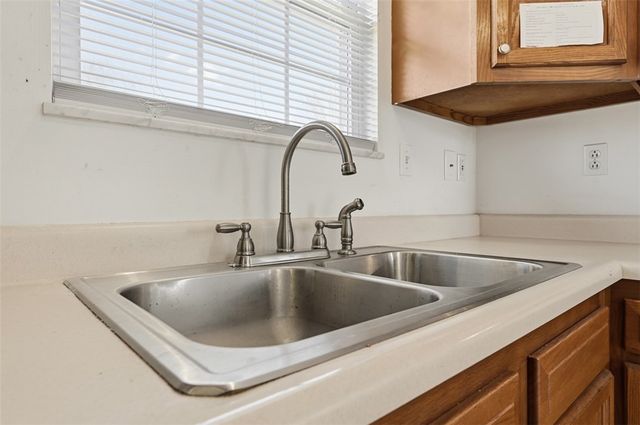 1050 Lynn Portal Road, Canton Twp, PA 15301