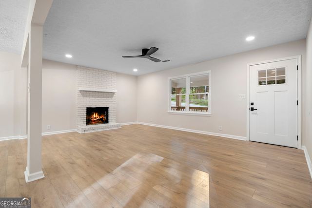 63 Moss Road, Dawsonville, GA 30534