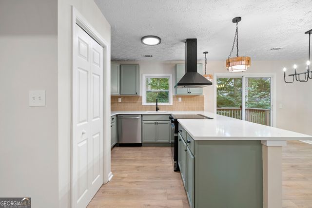 63 Moss Road, Dawsonville, GA 30534