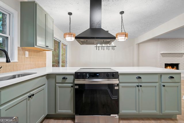 63 Moss Road, Dawsonville, GA 30534