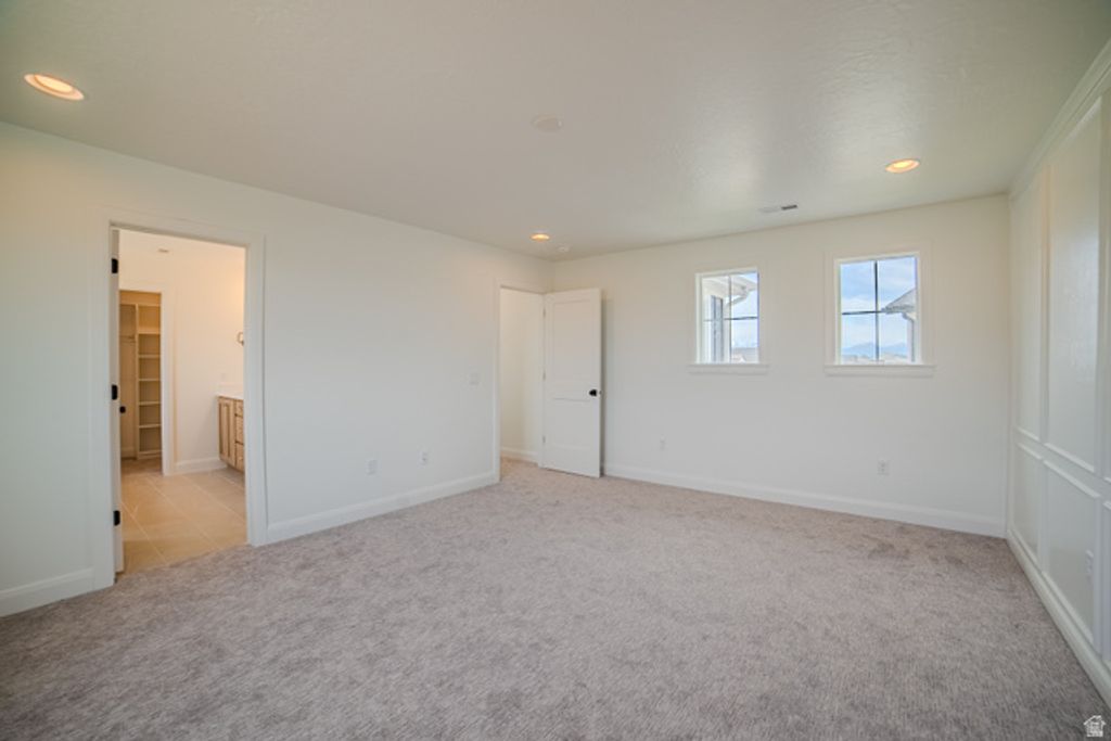 Image 21 of property listing at 152 W BIRDS EYE LN #4311, Vineyard, UT 84059