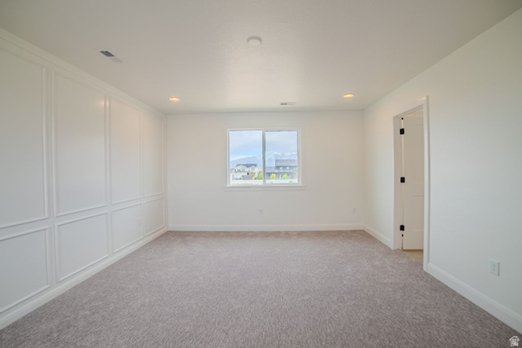 Image 23 of property listing at 152 W BIRDS EYE LN #4311, Vineyard, UT 84059
