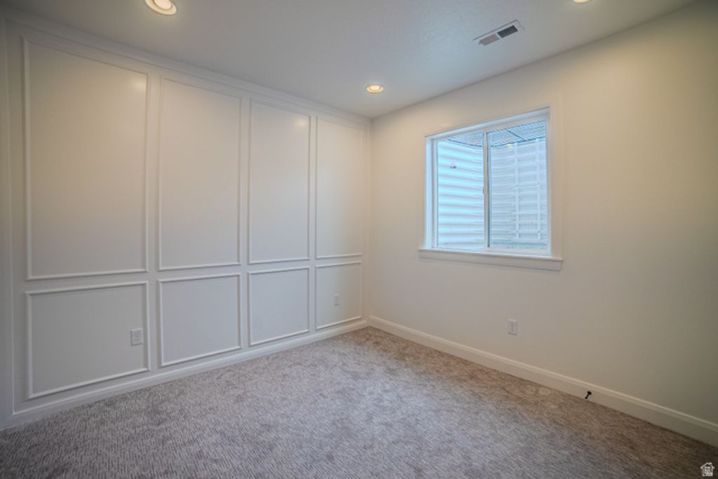 Image 7 of property listing at 152 W BIRDS EYE LN #4311, Vineyard, UT 84059